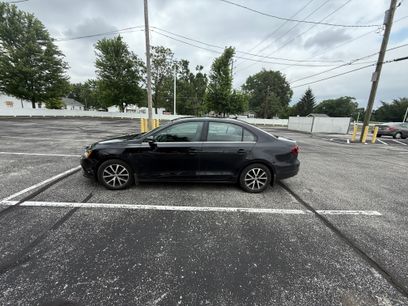 Used 2017 Volkswagen Jetta SE
