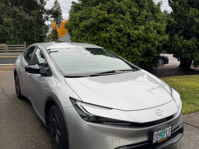 Used 2023 Toyota Prius LE