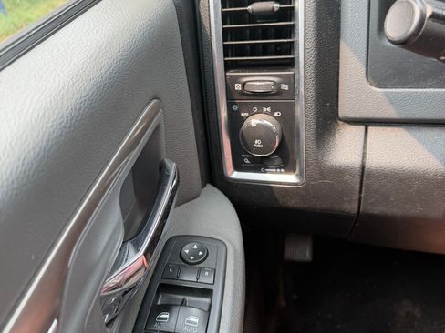 Used 2015 RAM 1500 Big Horn AWD/4WD image 10