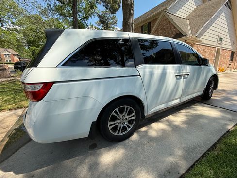 Used 2013 Honda Odyssey EX-L image 2