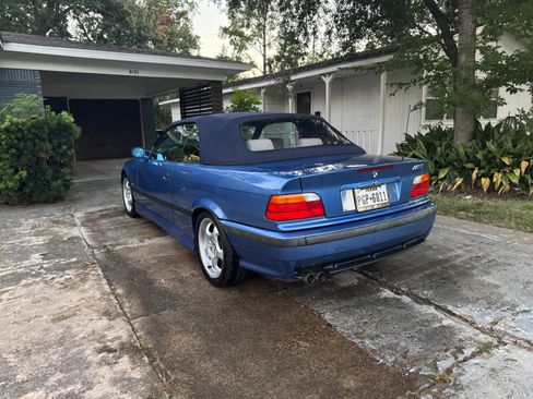 Used 1999 BMW M3 Convertible RWD image 8
