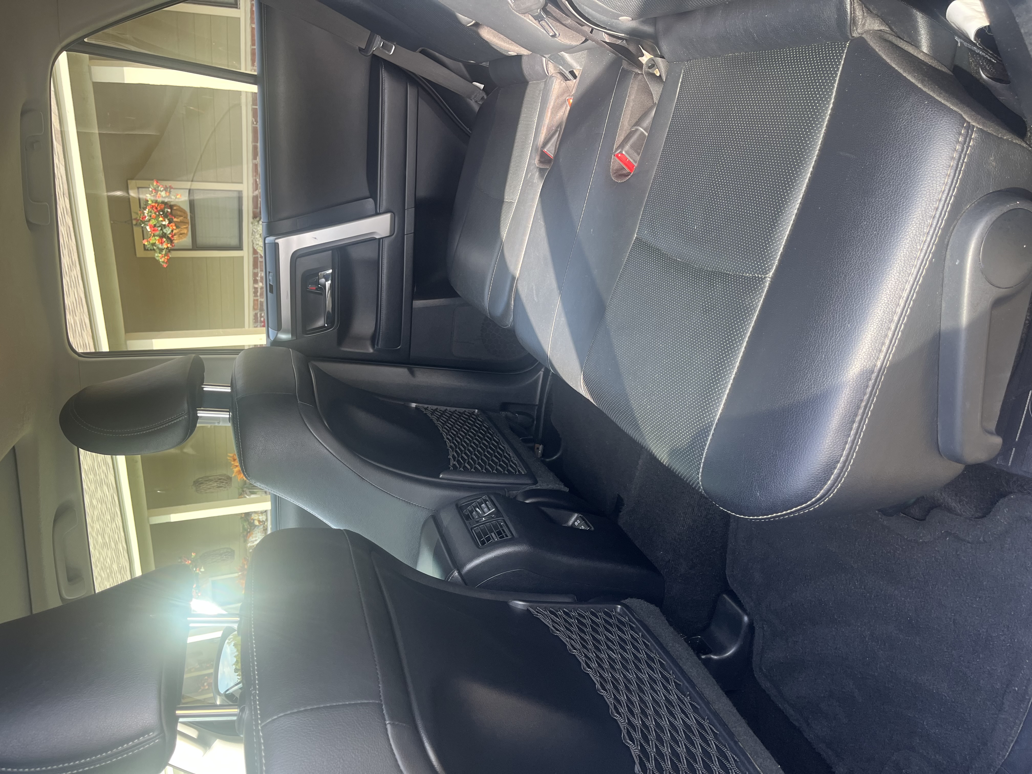 Used 2022 Toyota 4Runner Limited AWD/4WD image 9