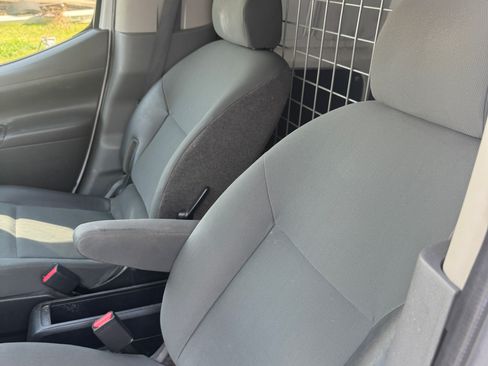 Used 2017 Nissan NV200 SV w/ Technology Package image 6