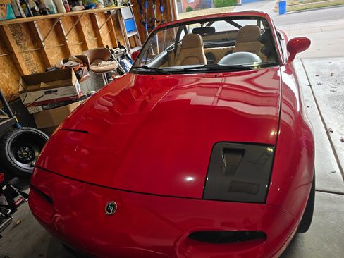 Used 1994 MAZDA MX-5 Miata image 12
