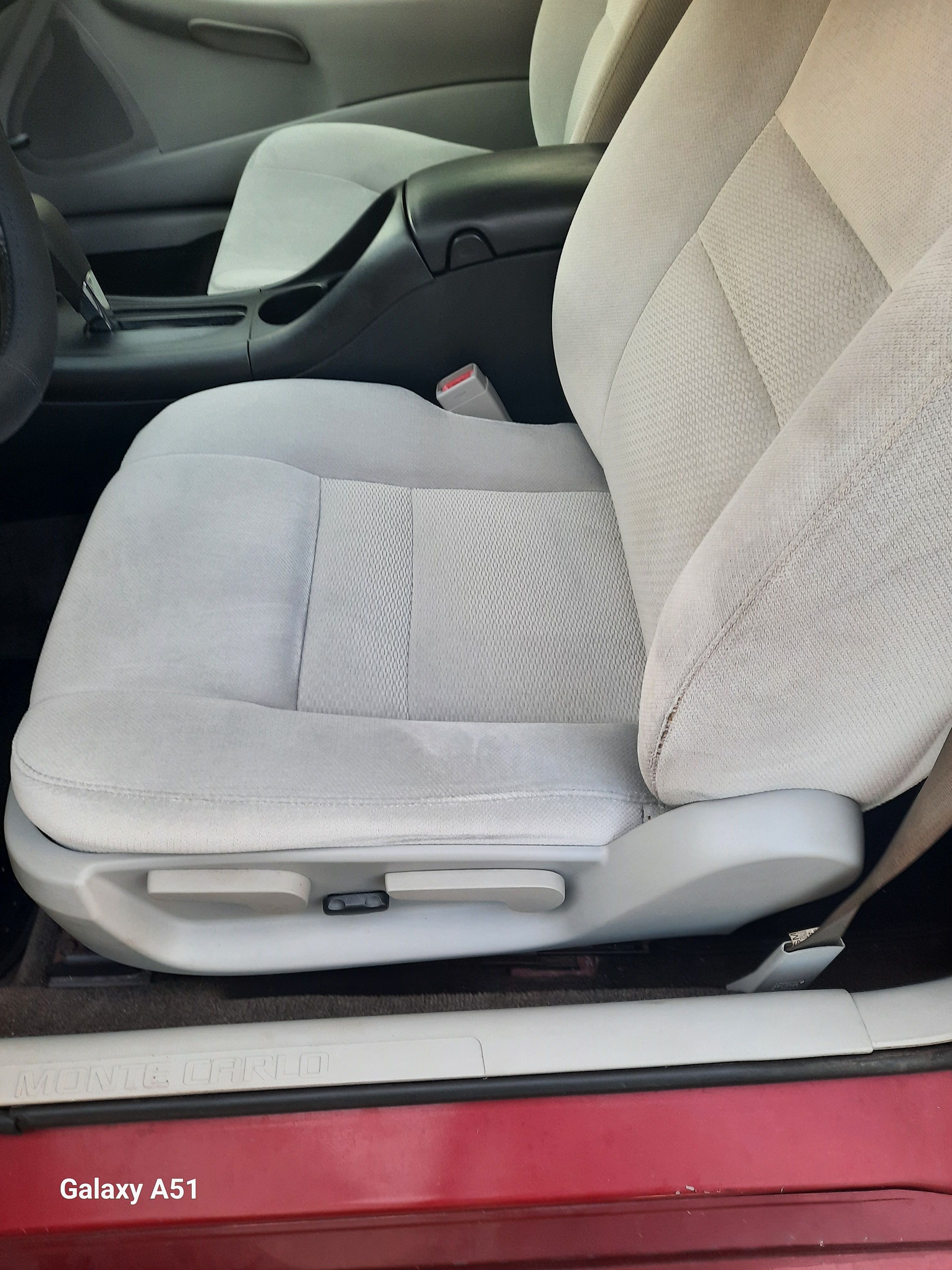 Used 2007 Chevrolet Monte Carlo SS FWD image 10