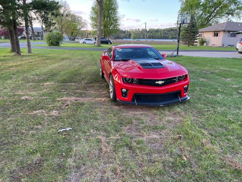 Used 2013 Chevrolet Camaro ZL1 RWD image 4