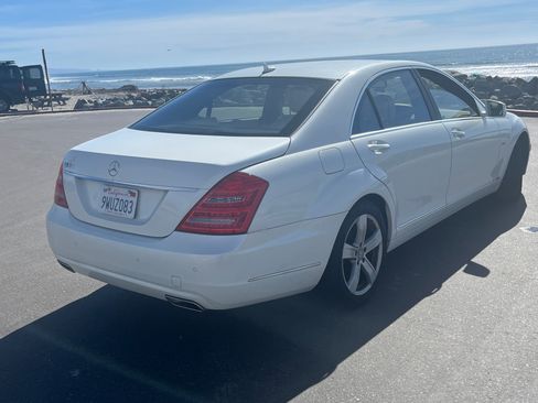 Used 2012 Mercedes-Benz S 550 image 2