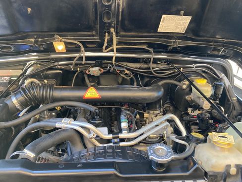 Used 2006 Jeep Wrangler Unlimited Rubicon AWD/4WD image 11
