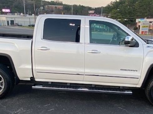 Used 2018 GMC Sierra 1500 SLT image 5