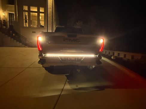 Used 2025 GMC Sierra 3500 Denali Ultimate image 2