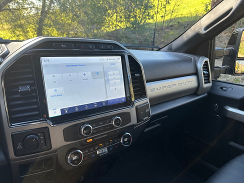 Used 2022 Ford F350 Lariat w/ Tremor Off-Road Package image 13