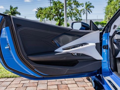 Used 2025 Chevrolet Corvette E-Ray AWD/4WD image 12