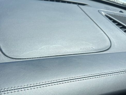 Used 2014 Porsche 911 Turbo S image 21