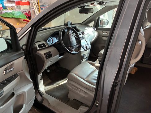 Used 2015 Honda Odyssey EX-L image 7