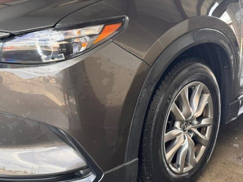 Used 2017 MAZDA CX-9 Touring image 4