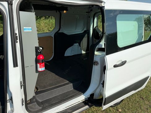 Used 2014 Ford Transit Connect XL image 11