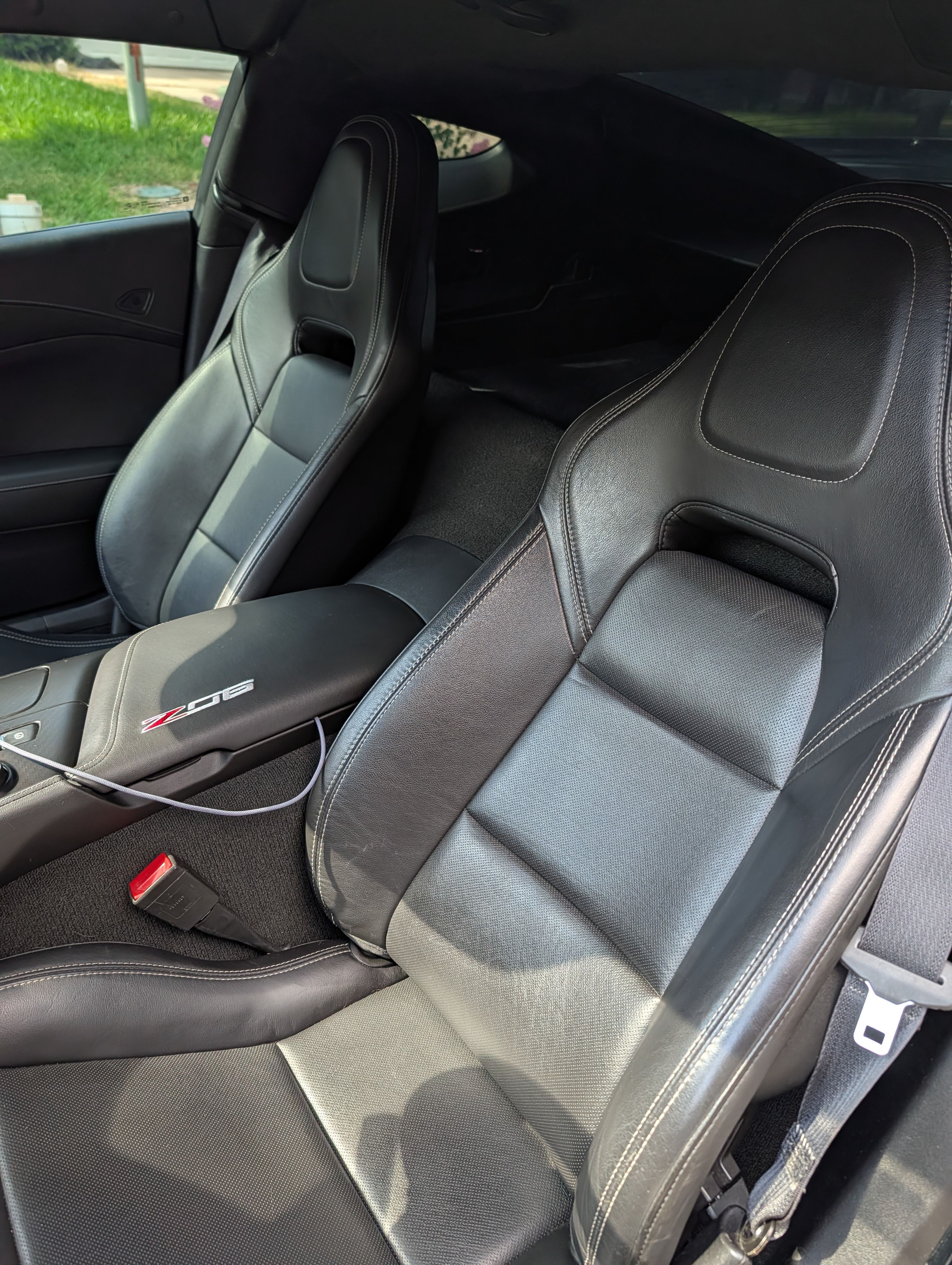 Used 2019 Chevrolet Corvette Z06 RWD image 14