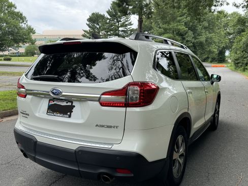 Used 2020 Subaru Ascent Premium w/ Convenience Package AWD/4WD image 2