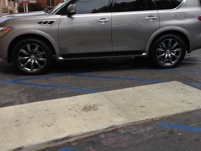 Used 2013 INFINITI QX56 2WD w/ Theater Pkg