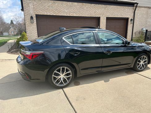 Used 2021 Acura ILX w/ Premium Package image 9
