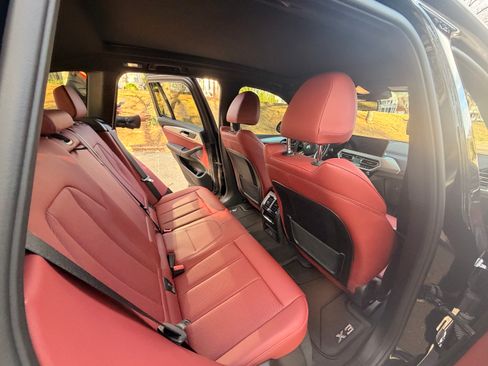 Used 2024 BMW X3 M40i w/ Premium Package image 12