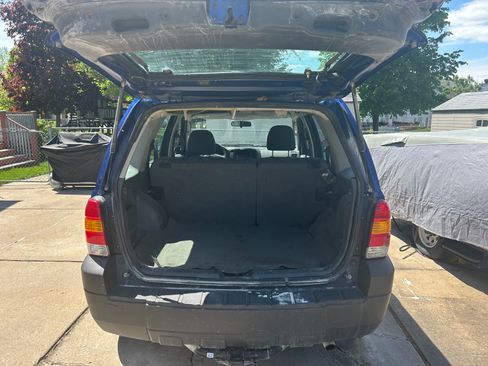 Used 2006 Ford Escape XLS FWD image 16
