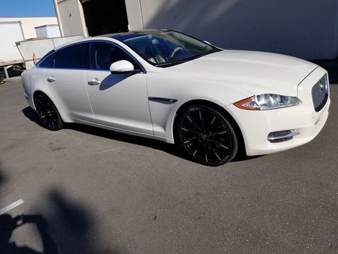 Used 2011 Jaguar XJ L image 1