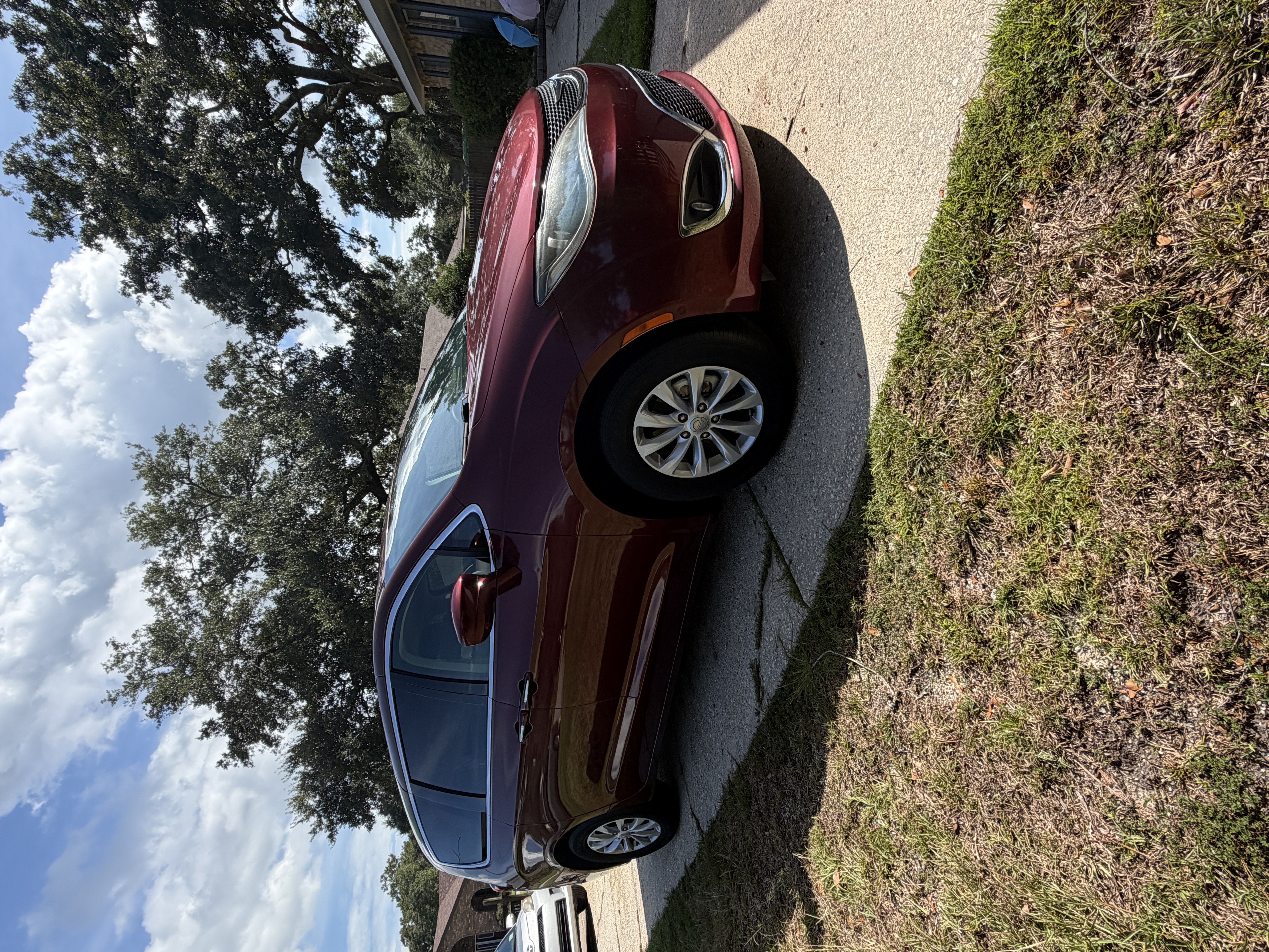 Used 2019 Chrysler Pacifica Touring Plus w/ Advanced Safetytec Group FWD image 20
