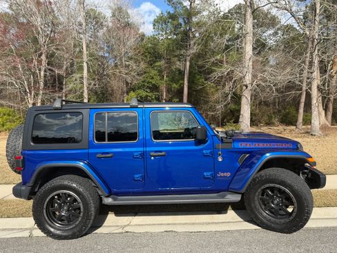 Used 2019 Jeep Wrangler Unlimited Rubicon image 4