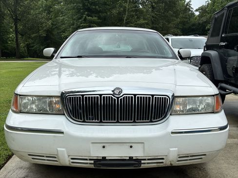 Used 2001 Mercury Grand Marquis LS RWD image 1