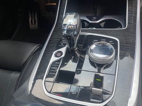 Used 2022 BMW X7 xDrive40i w/ M Sport Package image 12