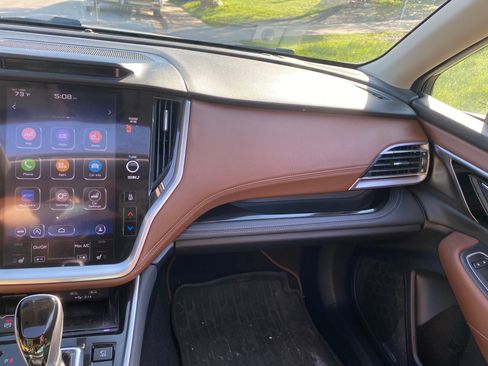 Used 2021 Subaru Outback Touring w/ Popular Package #2 image 9