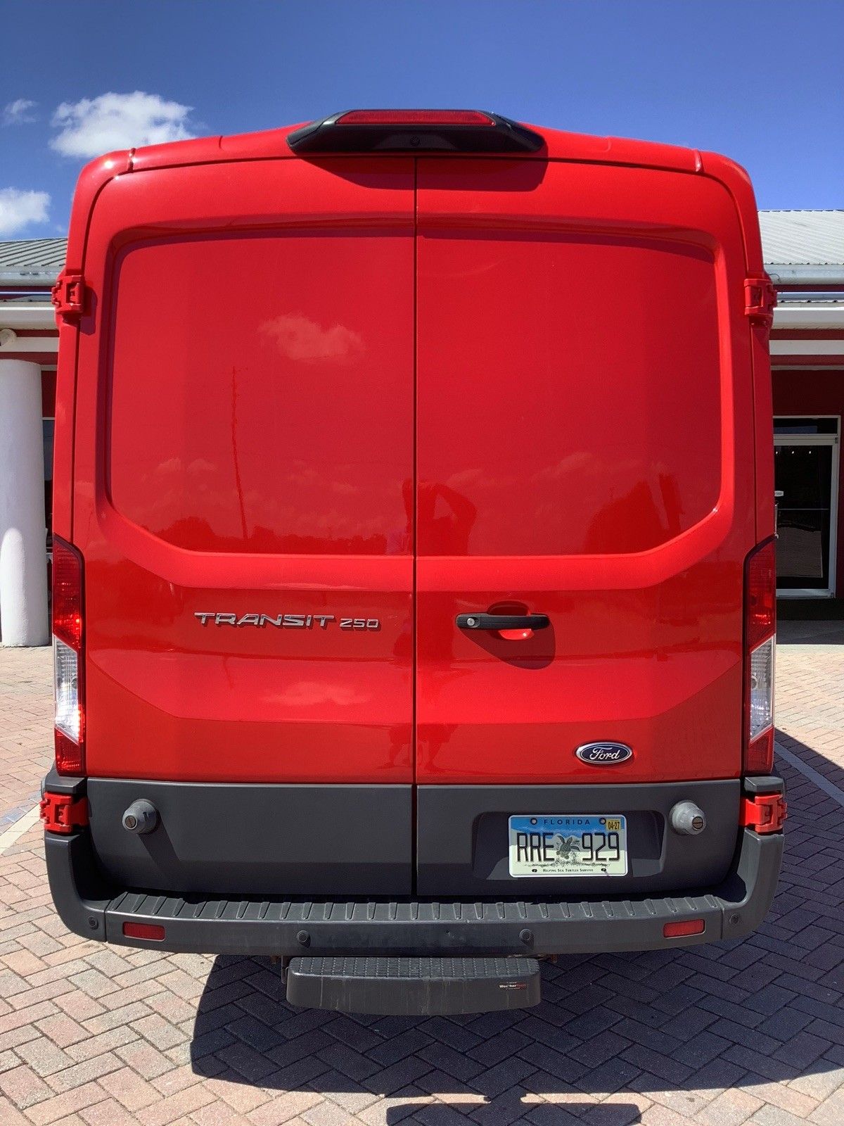 Used 2018 Ford Transit 250 148 Medium Roof RWD image 8