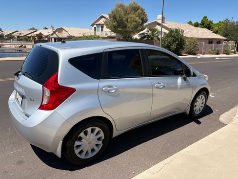 Used 2014 Nissan Versa Note SV FWD image 5