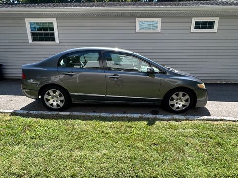 Used 2010 Honda Civic LX image 2