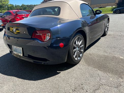 Used 2007 BMW Z4 3.0i RWD image 4