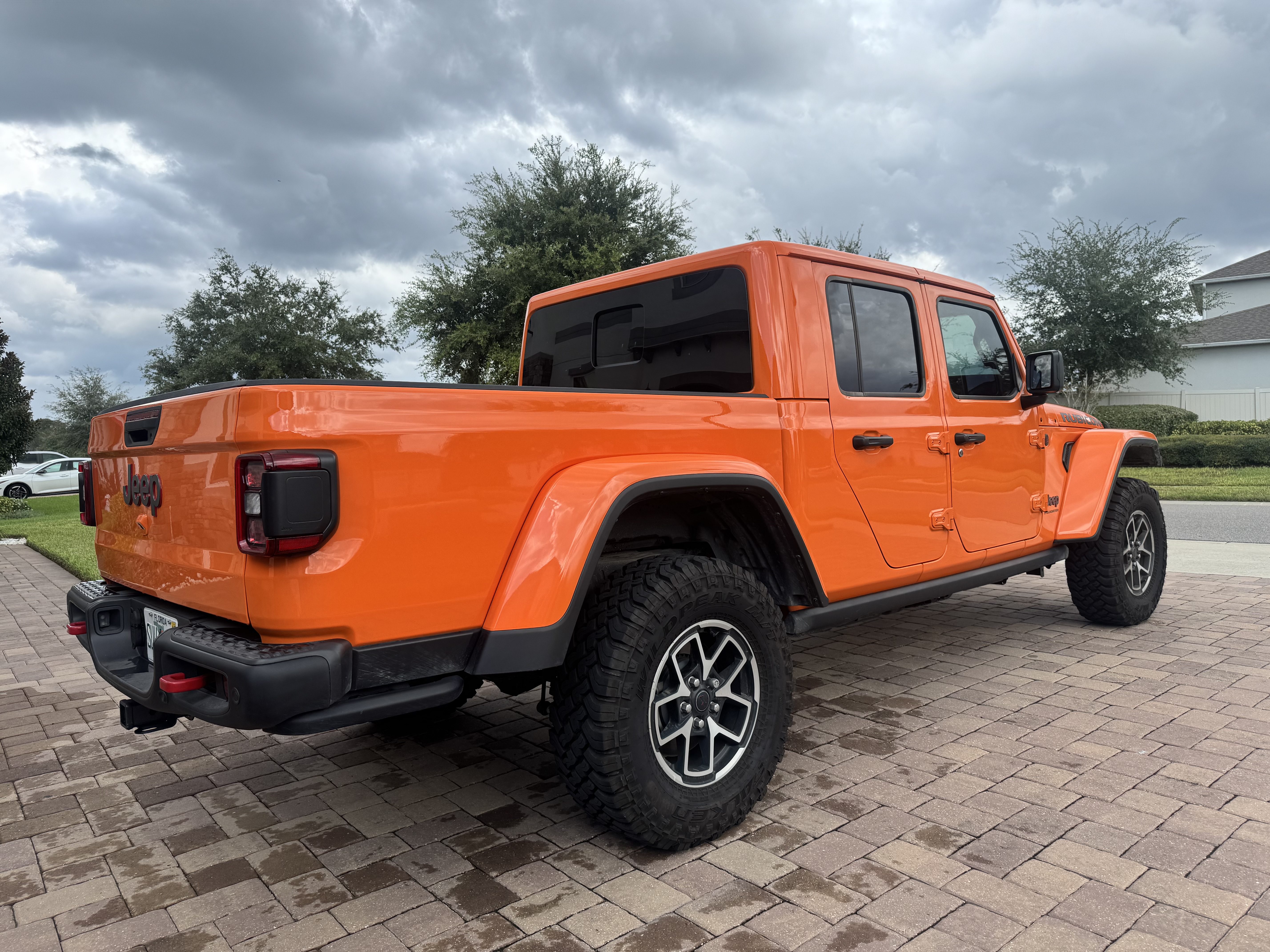 Used 2025 Jeep Gladiator Rubicon AWD/4WD image 10