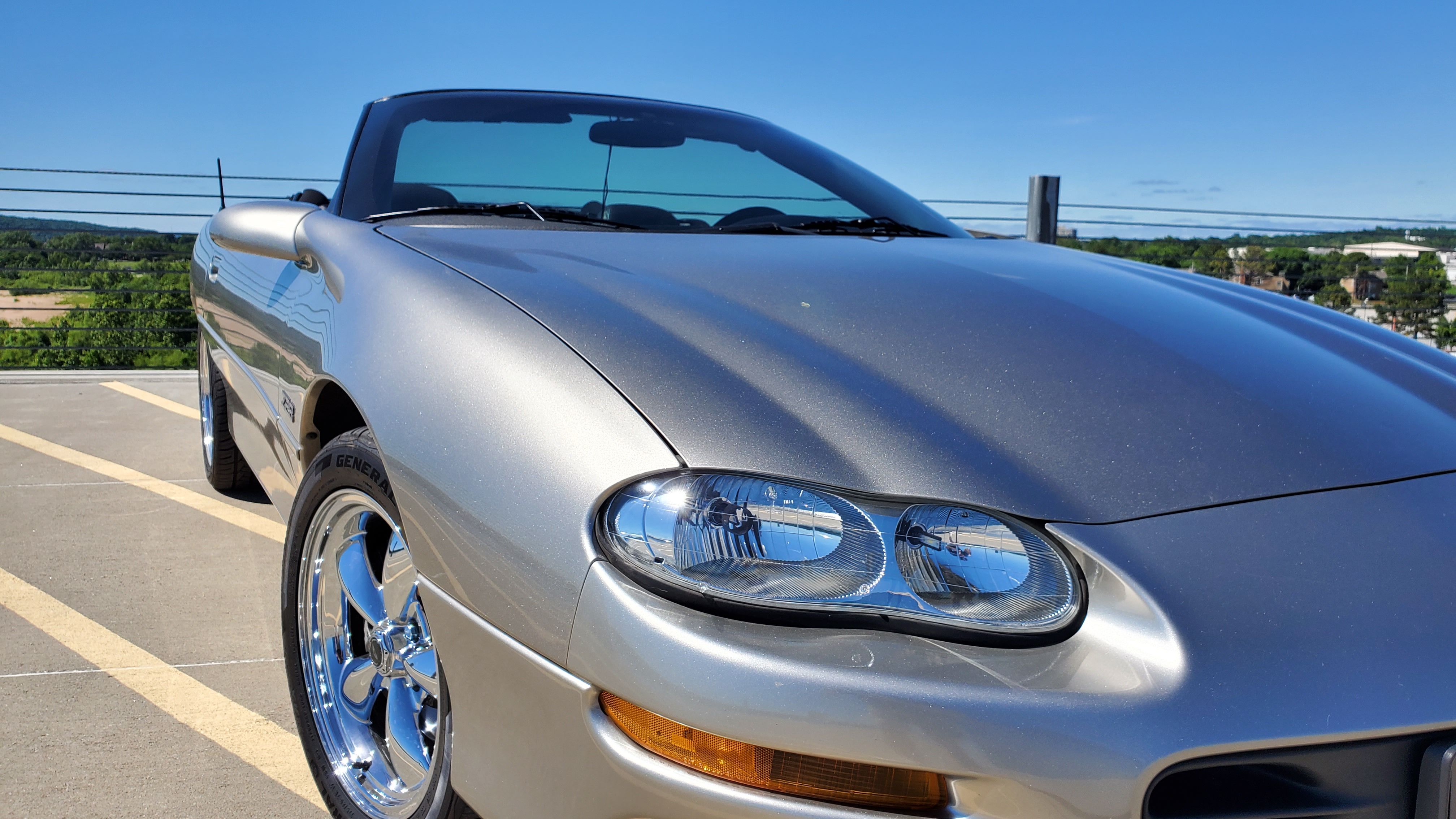 Used 2001 Chevrolet Camaro Z28 RWD image 8