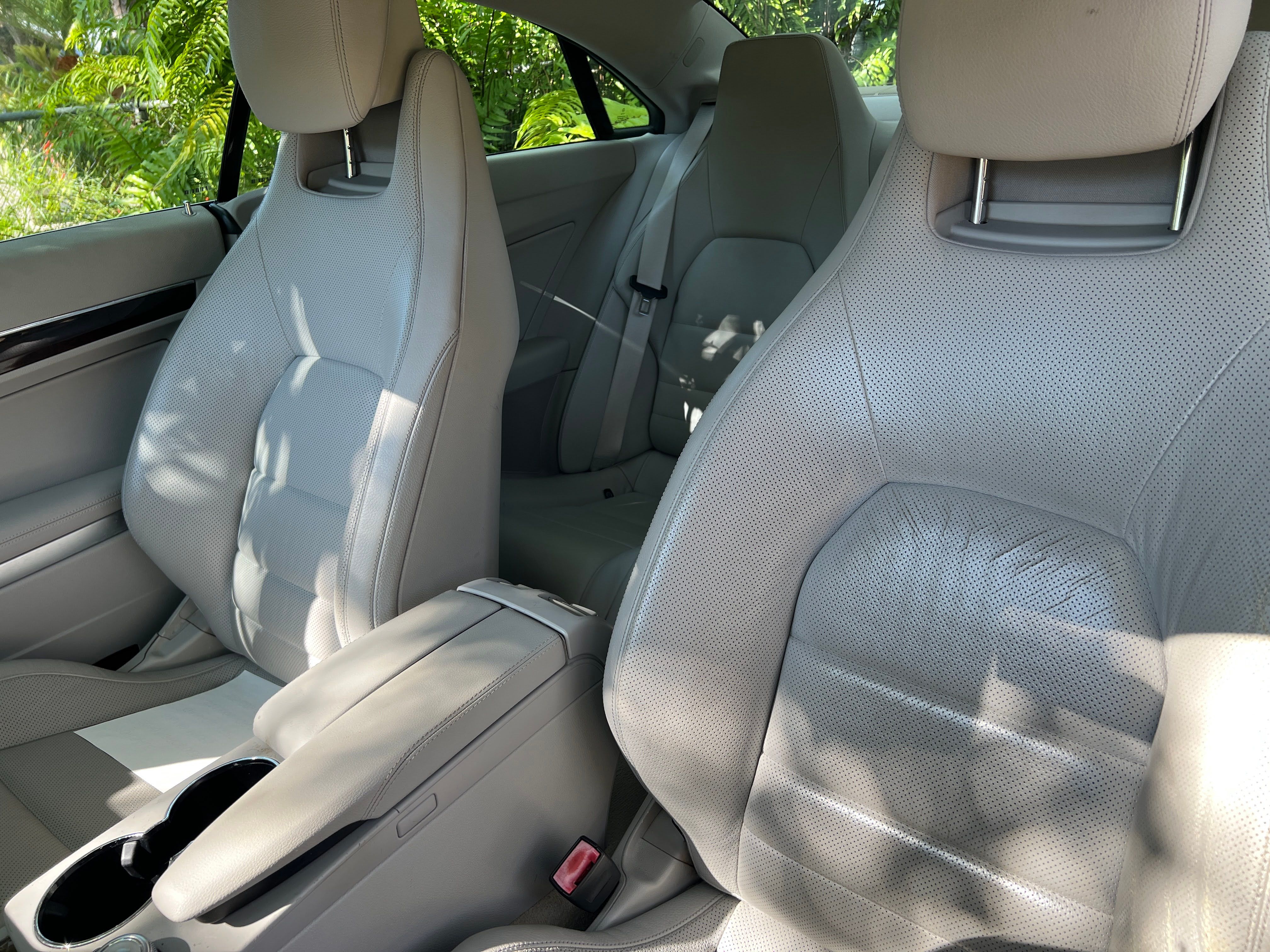 Used 2010 Mercedes-Benz E 350 Coupe image 11