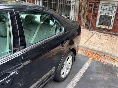 Used 2012 Ford Fusion SE image 15