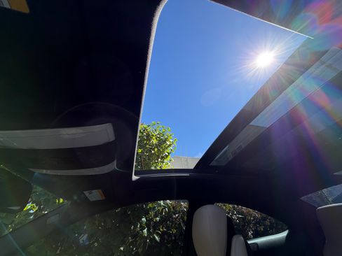 Used 2012 Mercedes-Benz C 350 Coupe image 21