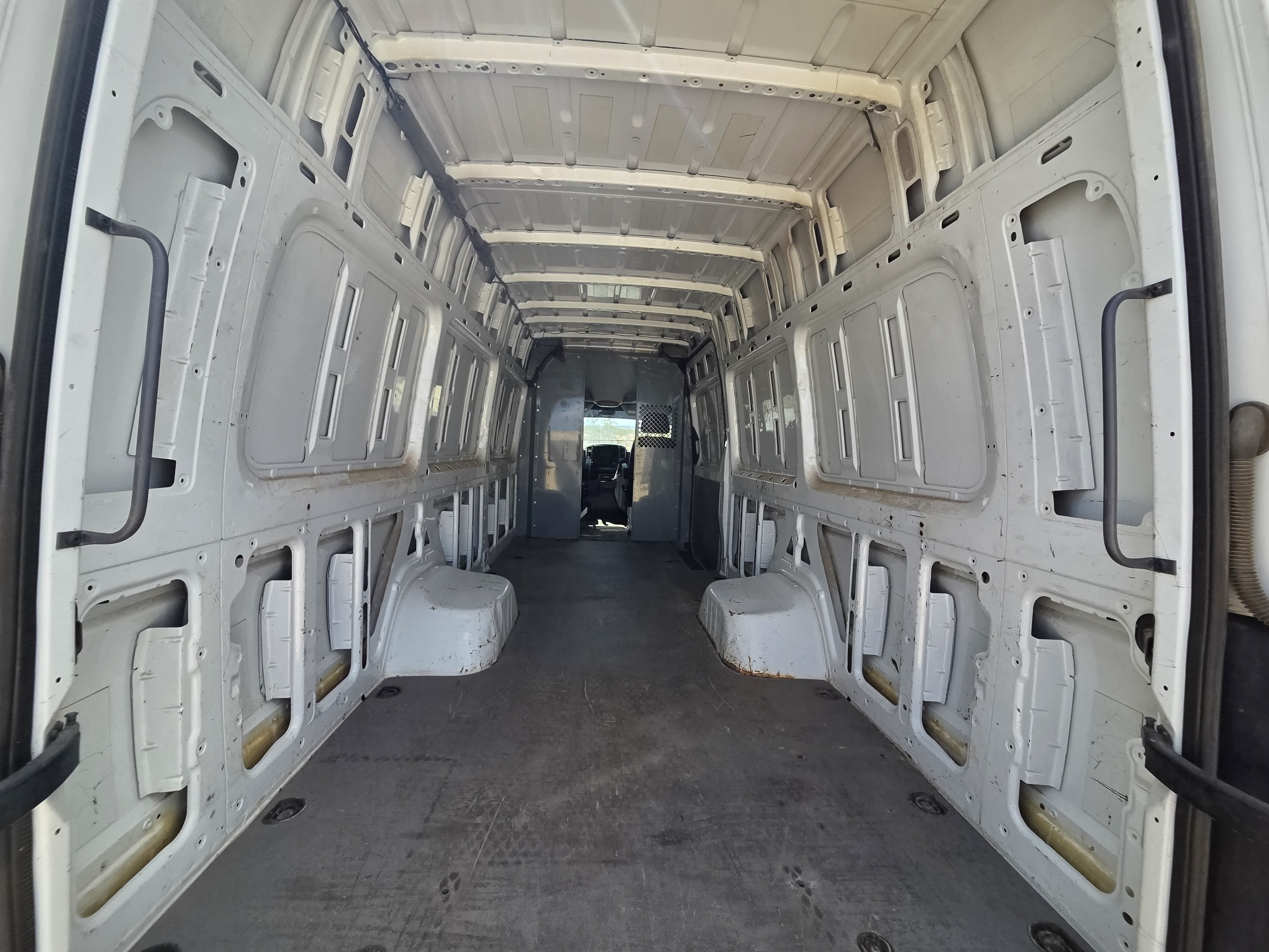 Used 2012 Mercedes-Benz Sprinter 3500 image 11