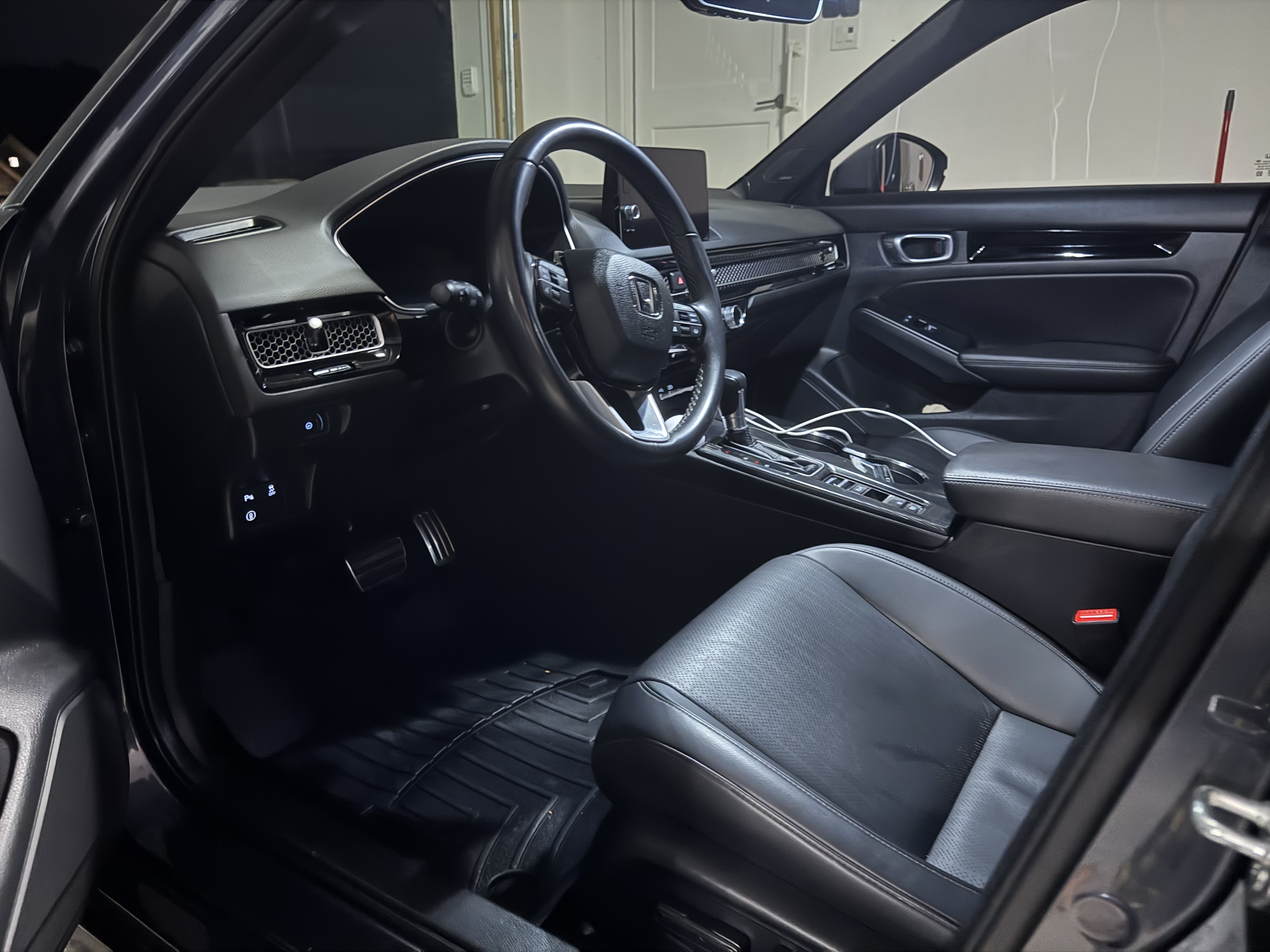 Used 2023 Honda Civic Sport Touring image 11