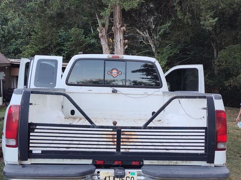 Used 1999 Ford F350 2WD SuperCab DRW Super Duty image 2