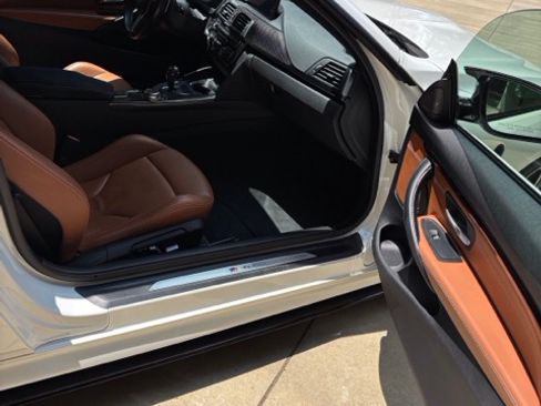 Used 2016 BMW M4 Coupe RWD image 25