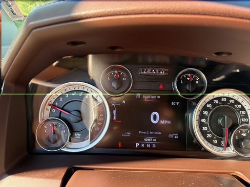 Used 2017 RAM 1500 Laramie w/ Convenience Group image 10