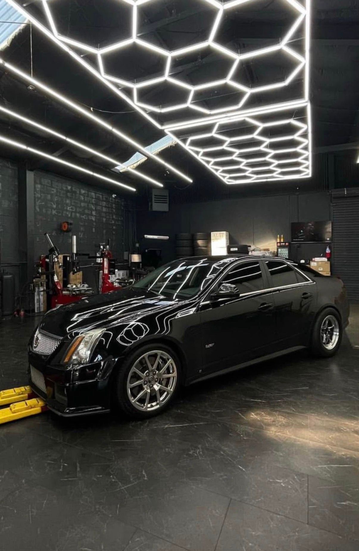 Used 2009 Cadillac CTS V RWD image 1
