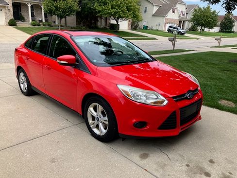 Used 2013 Ford Focus SE FWD image 4
