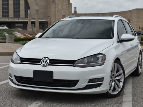 Used 2015 Volkswagen Golf TDI SEL w/ Lighting Package (SEL) FWD image 24