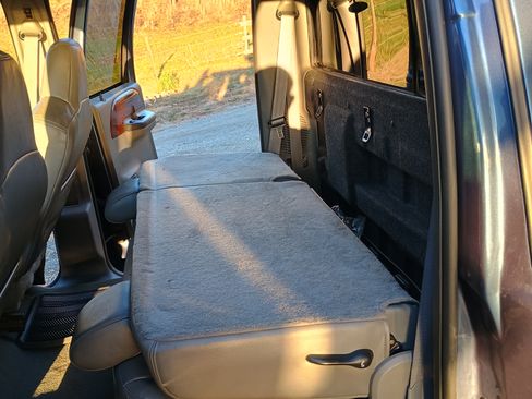 Used 2004 Ford F350 Lariat image 8